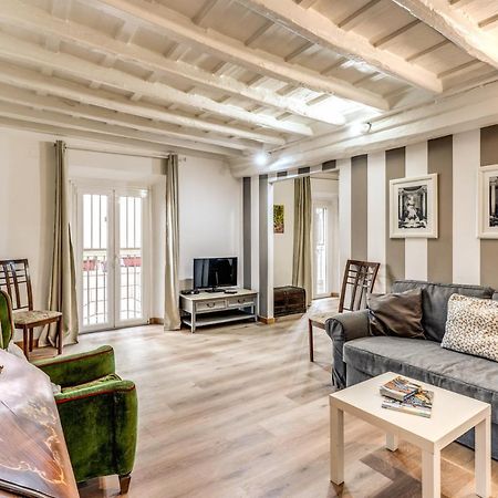 Lovely Spacious Apartment Near The Colosseum Ρώμη Εξωτερικό φωτογραφία