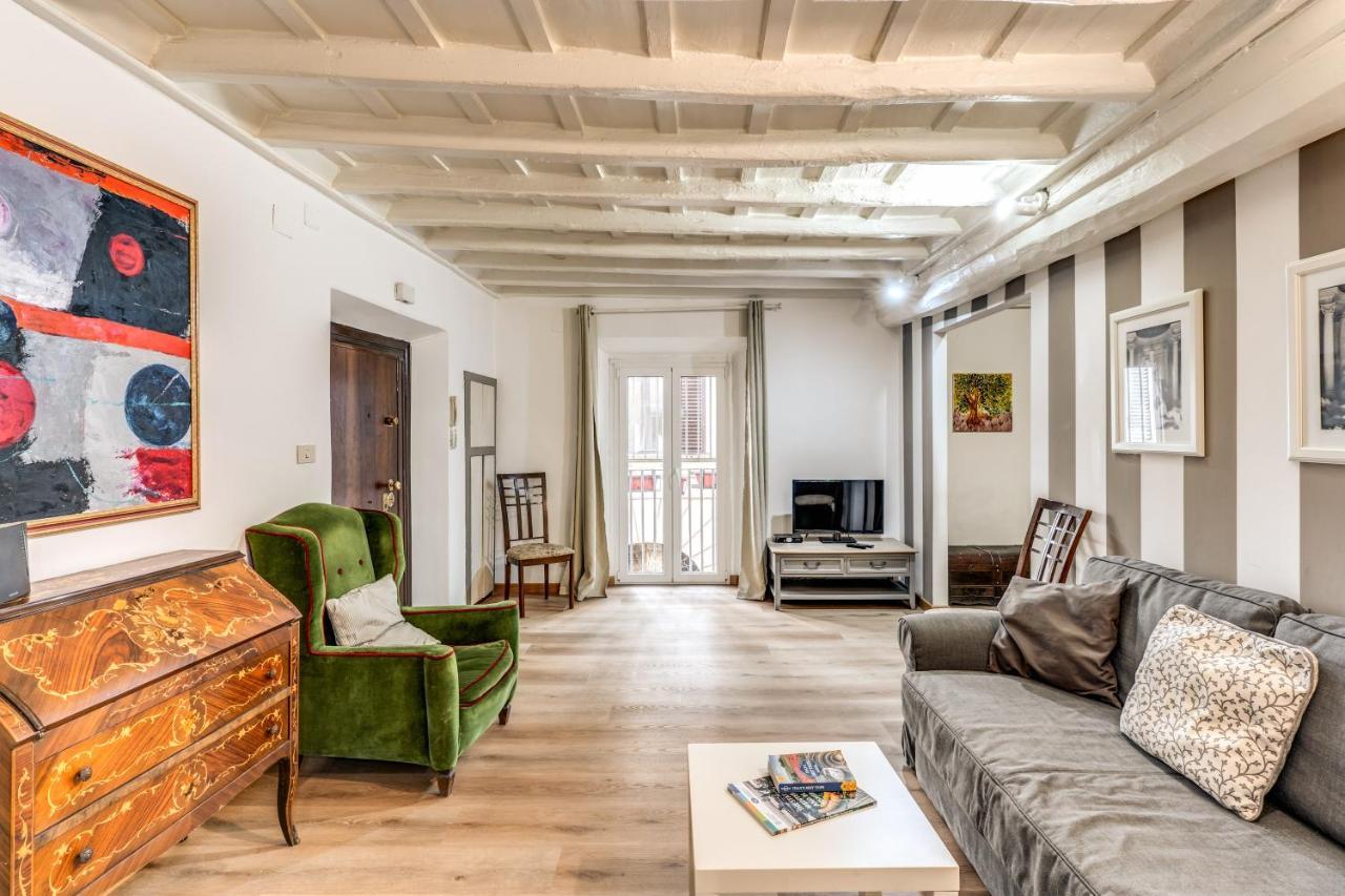 Lovely Spacious Apartment Near The Colosseum Ρώμη Εξωτερικό φωτογραφία