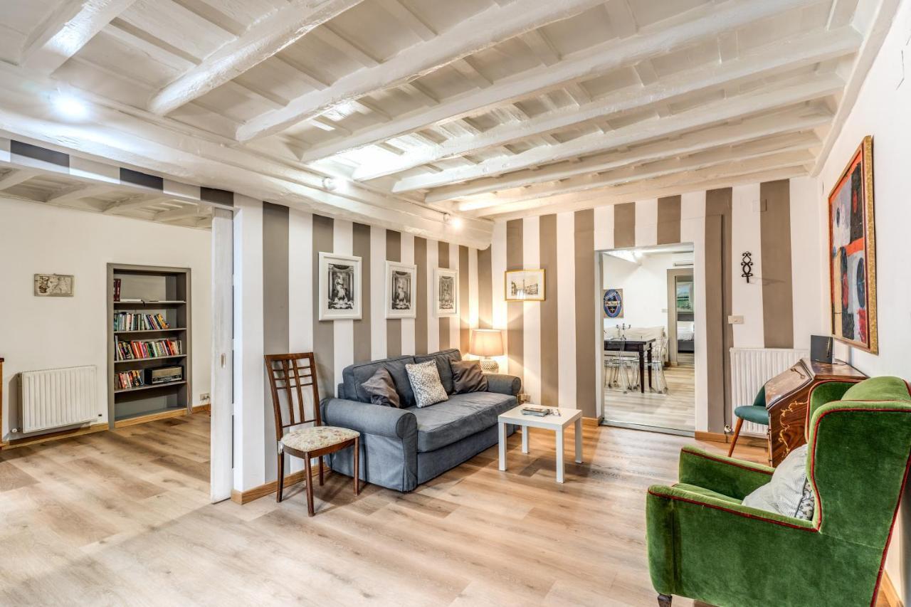 Lovely Spacious Apartment Near The Colosseum Ρώμη Εξωτερικό φωτογραφία