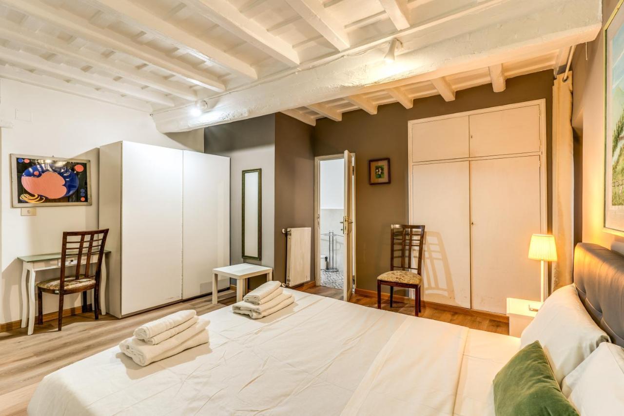 Lovely Spacious Apartment Near The Colosseum Ρώμη Εξωτερικό φωτογραφία
